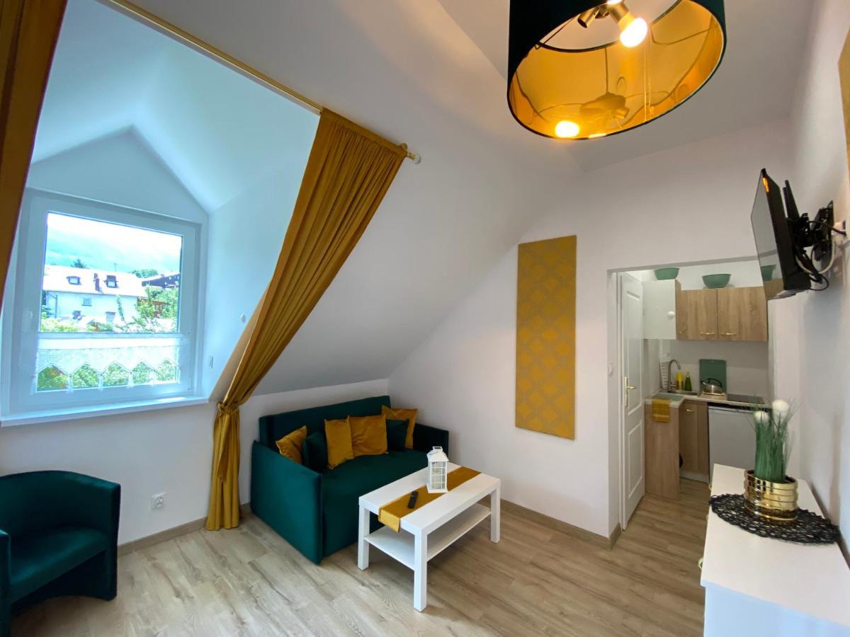 Apartment Fiona2 Centrum700m Parking Bezplatny Monitorowany Salon Tv Sypialnia Tv Lazienka Kuchnia Rekuperacja